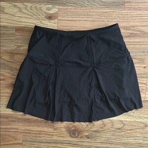 Black lululemon tennis skirt
